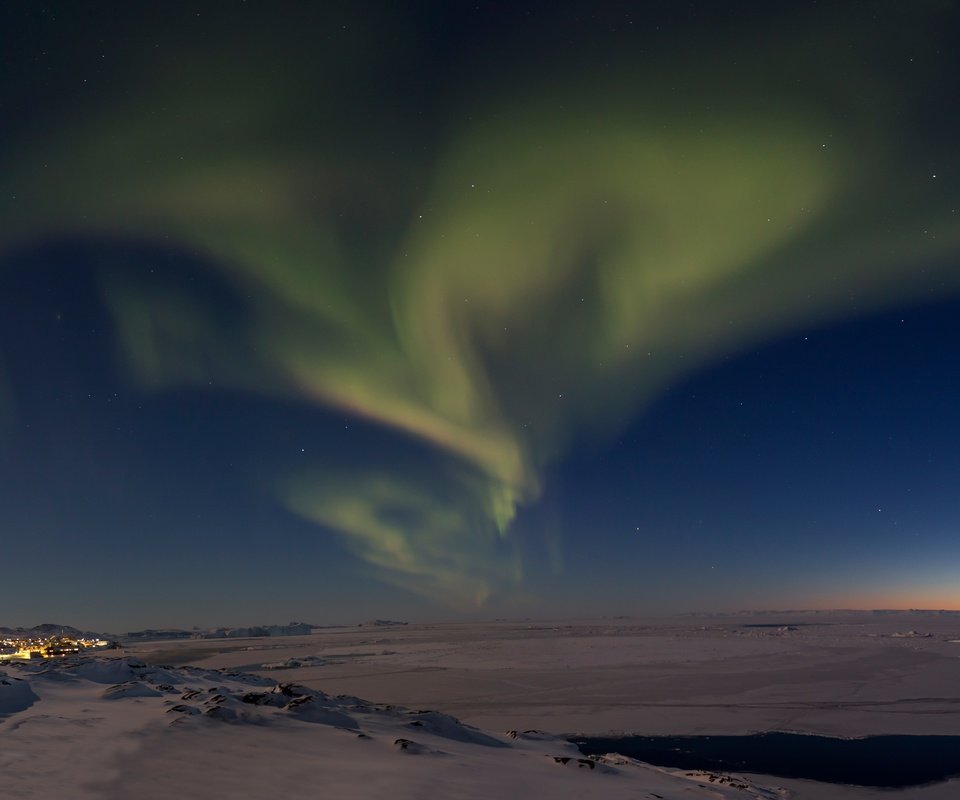 Обои небо, звезды, горизонт, северное сияние, даль, the sky, stars, horizon, northern lights, dal разрешение 5693x3245 Загрузить