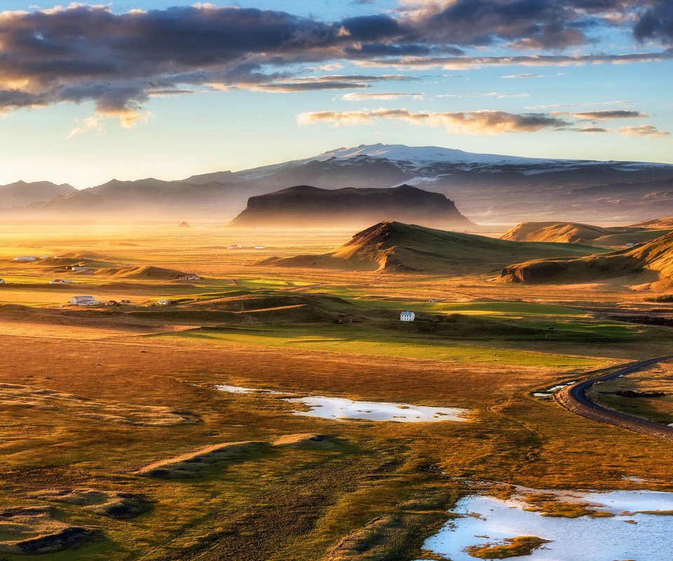 Обои небо, облака, горы, исландия, плато, the sky, clouds, mountains, iceland, plateau разрешение 4400x2475 Загрузить