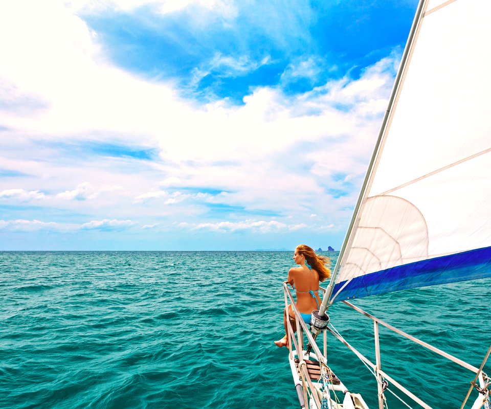 Обои девушка, море, яхта, 18, girl, sea, yacht разрешение 5616x3744 Загрузить