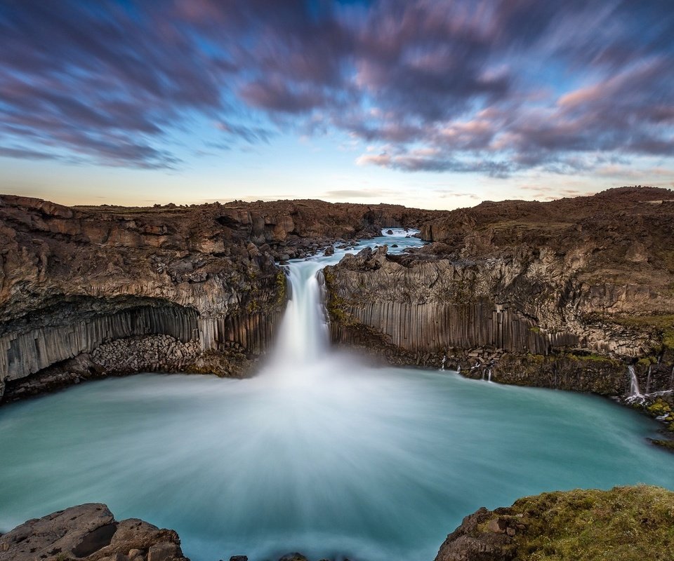 Обои озеро, река, скалы, исландия, aldeyjarfoss waterfall, альдейярфосс, lake, river, rocks, iceland разрешение 1920x1200 Загрузить