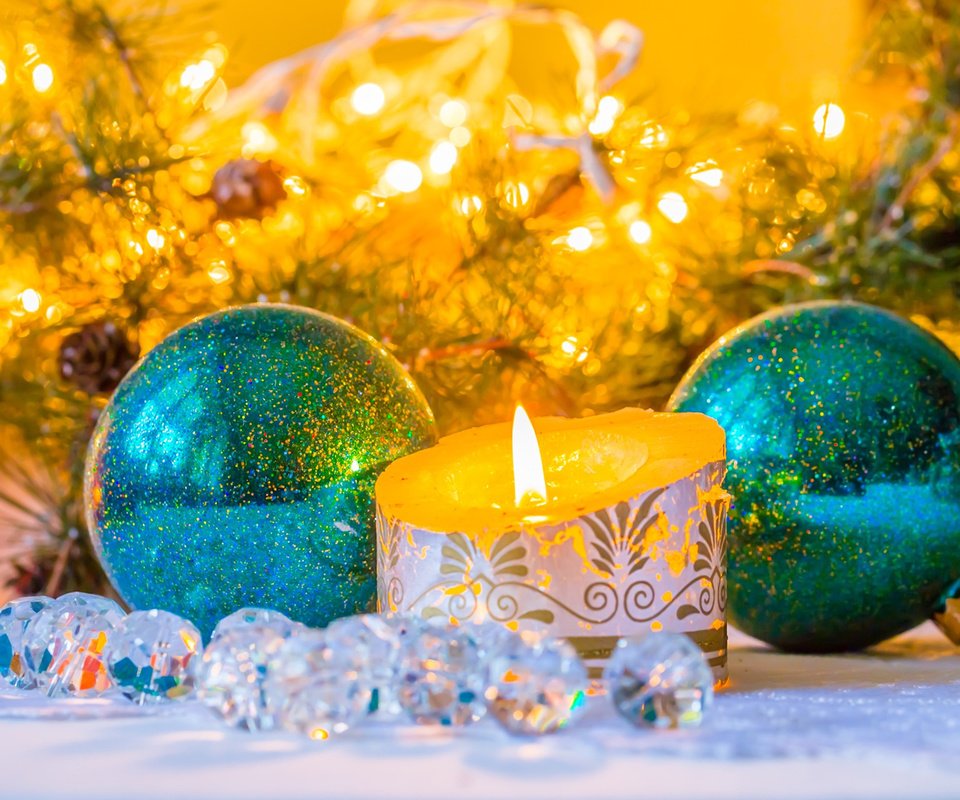 Обои новый год, шары, свеча, рождество, елочные украшения, гирлянда, мишура, viktoriya gaman, new year, balls, candle, christmas, christmas decorations, garland, tinsel разрешение 1920x1200 Загрузить