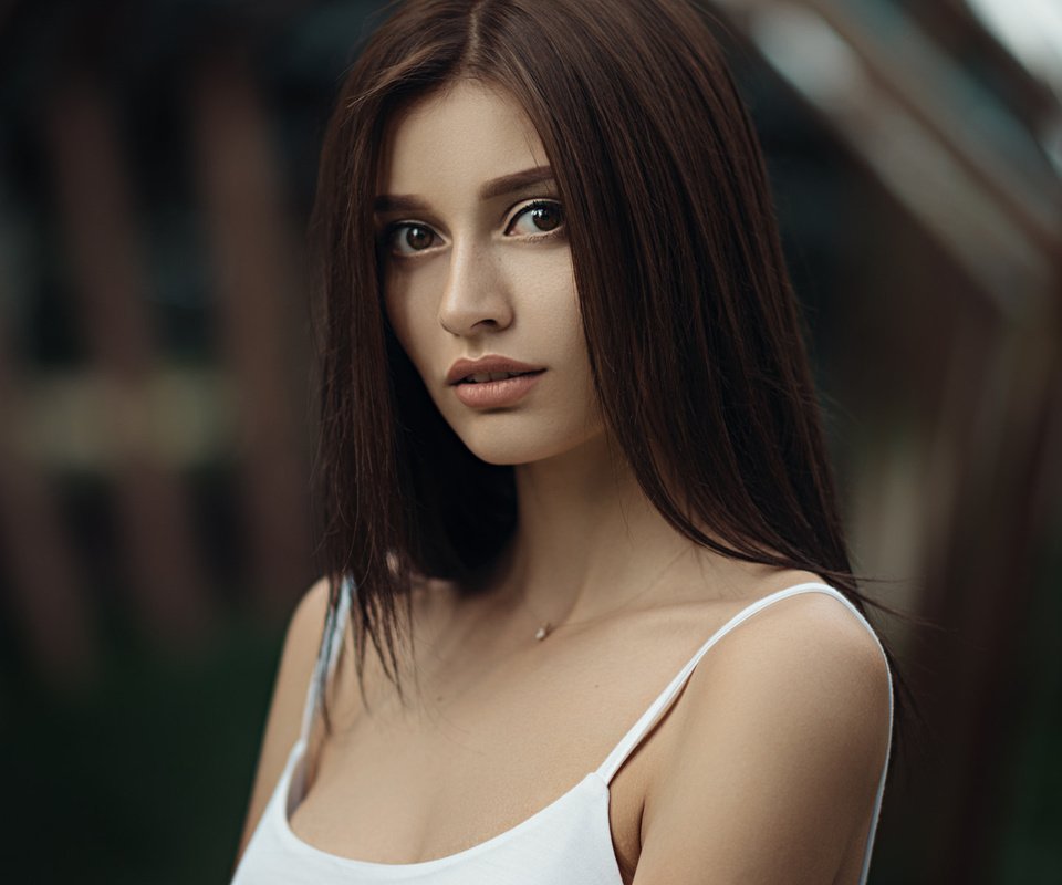 Обои девушка, портрет, брюнетка, взгляд, модель, губы, сергей fat, girl, portrait, brunette, look, model, lips, sergey fat разрешение 1920x1200 Загрузить