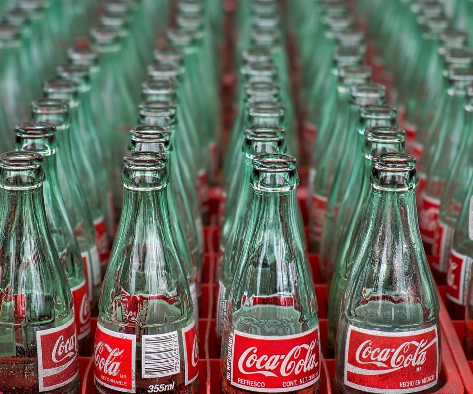 Обои макро, бутылки, кока-кола, macro, bottle, coca-cola разрешение 2034x1335 Загрузить