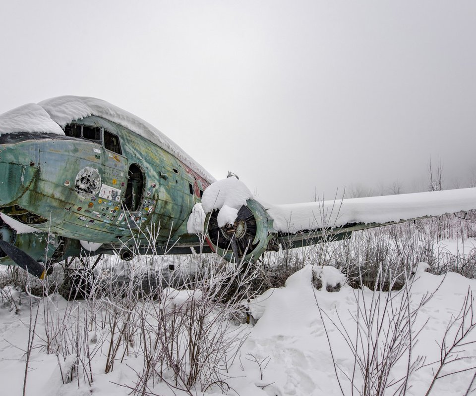 Обои снег, зима, самолет, snow, winter, the plane разрешение 2112x1188 Загрузить