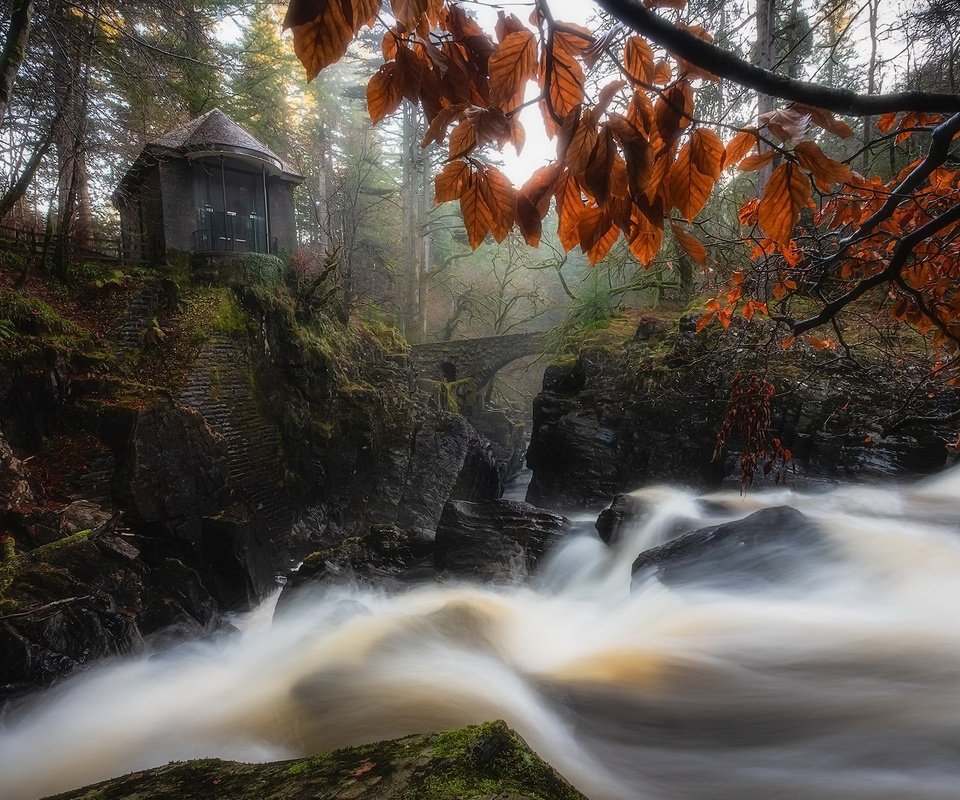 Обои река, лес, мост, водопад, осень, поток, здание, шотландия, river, forest, bridge, waterfall, autumn, stream, the building, scotland разрешение 1940x1222 Загрузить