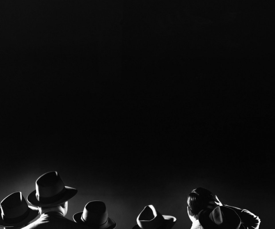 Обои толпа, нуар, черно-белое фото, 20 век, мужчины в шляпах, the crowd, noir, black and white photo разрешение 2112x1188 Загрузить