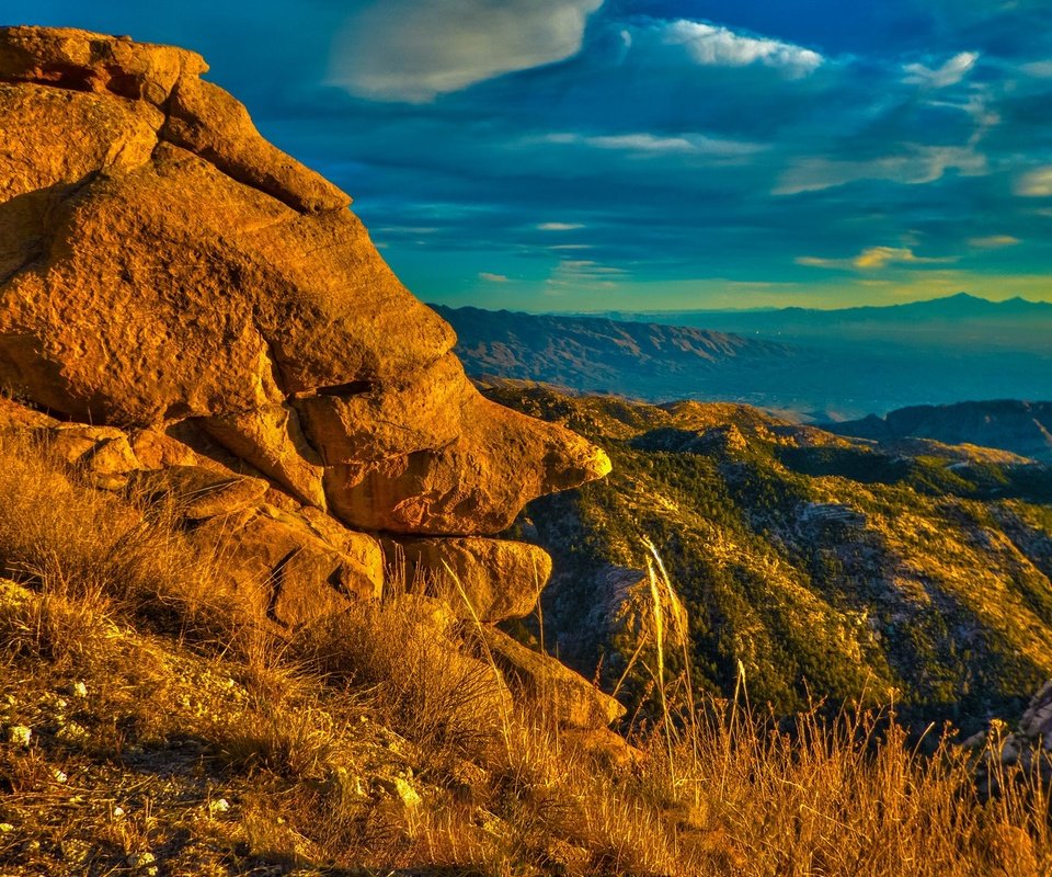 Обои облака, горы, скалы, сша, аризона, clouds, mountains, rocks, usa, az разрешение 2047x1140 Загрузить