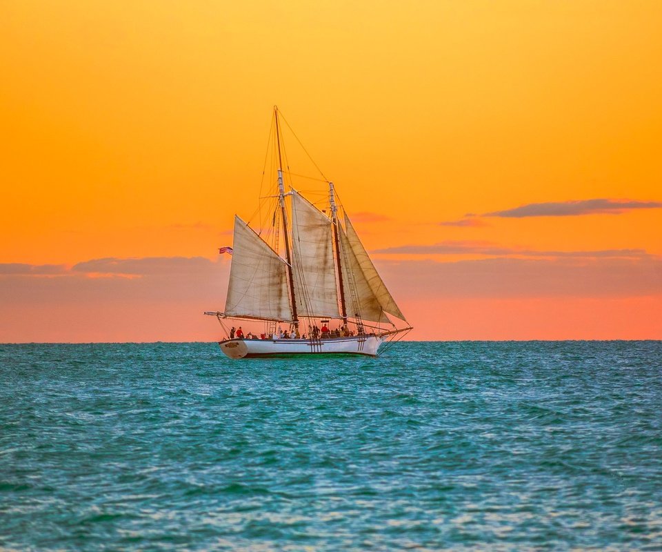 Обои закат, парусник, океан, флорида, атлантический океан, sunset, sailboat, the ocean, fl, the atlantic ocean разрешение 2048x1266 Загрузить