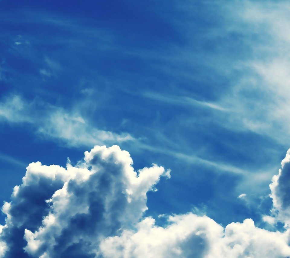 Обои небо, облака, синий, the sky, clouds, blue разрешение 1920x1440 Загрузить