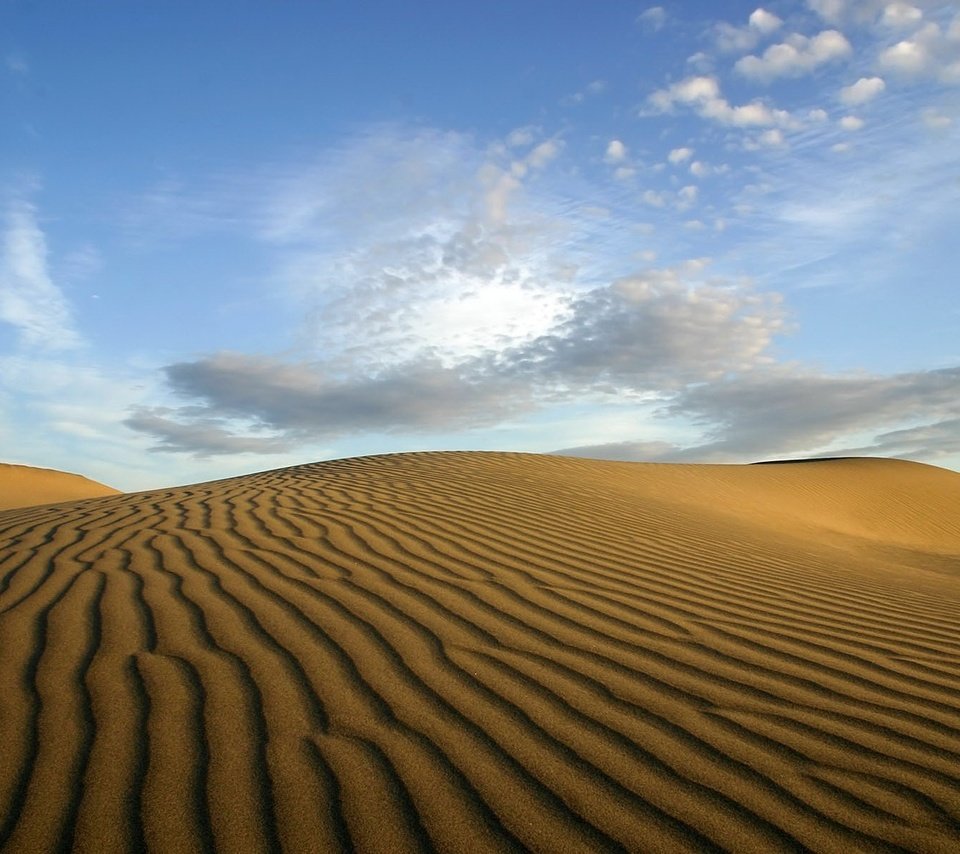 Обои облака, песок, пустыня, clouds, sand, desert разрешение 1920x1200 Загрузить