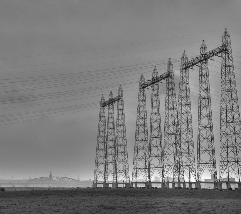 Обои черно-белая, лэп, black and white, power lines разрешение 1920x1440 Загрузить