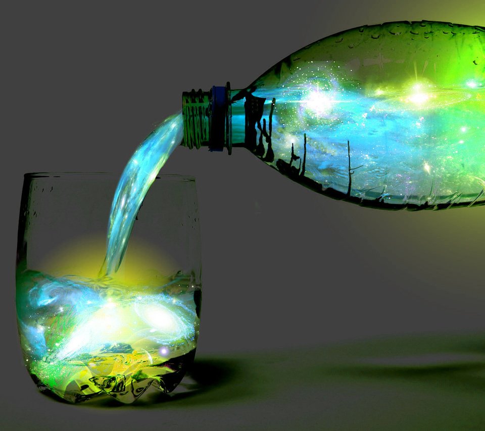 Обои вселенная, стакан, бутылка, the universe, glass, bottle разрешение 2000x1690 Загрузить