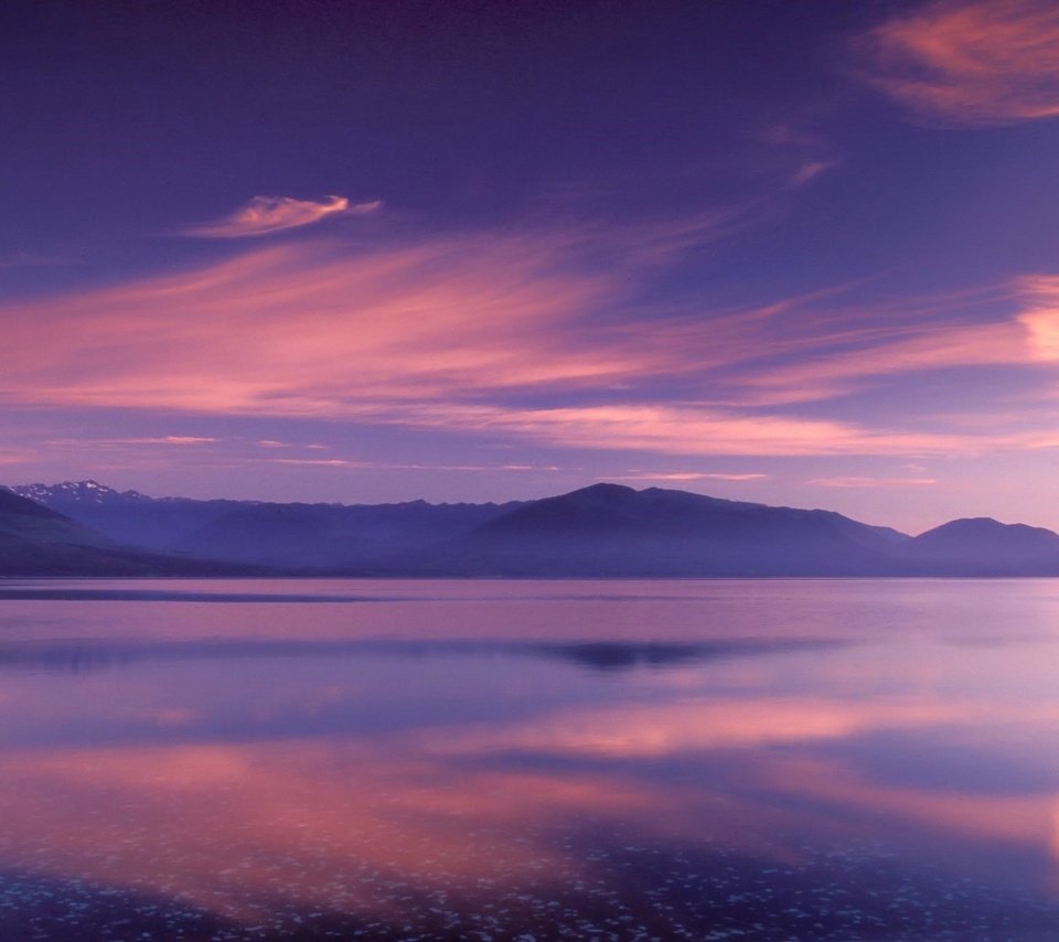 Обои облака, озеро, горы, отражение, цвет, clouds, lake, mountains, reflection, color разрешение 1920x1200 Загрузить