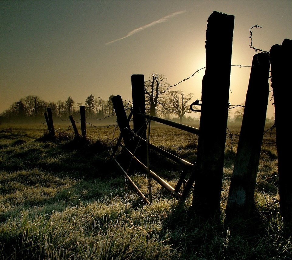 Обои пейзаж, забор, landscape, the fence разрешение 1920x1440 Загрузить