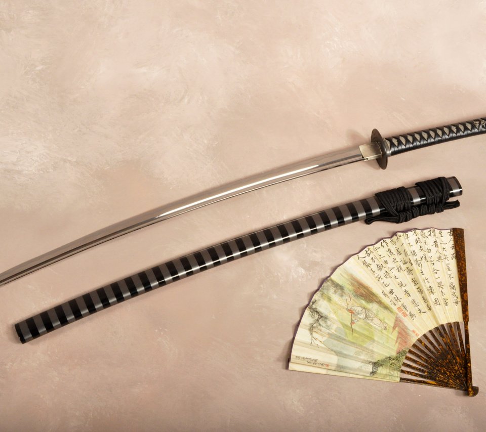 Обои меч, катана, ножны, веер, sword, katana, sheath, fan разрешение 4288x2848 Загрузить