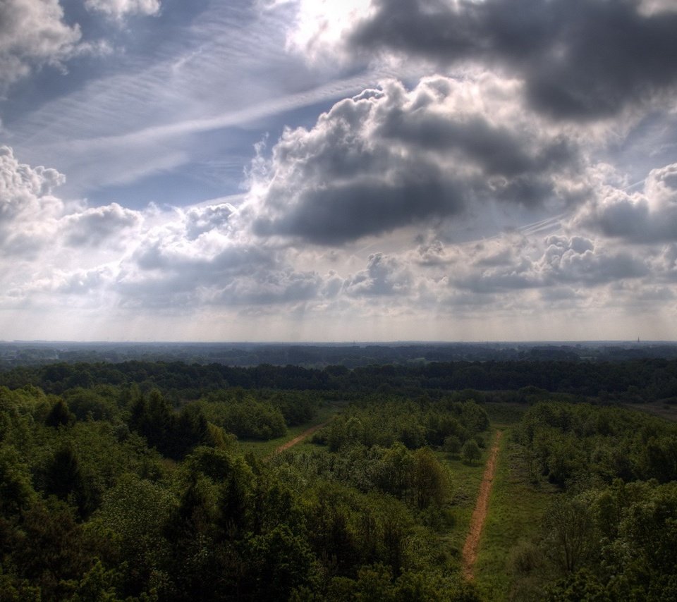 Обои дорога, облака, деревья, road, clouds, trees разрешение 1920x1200 Загрузить