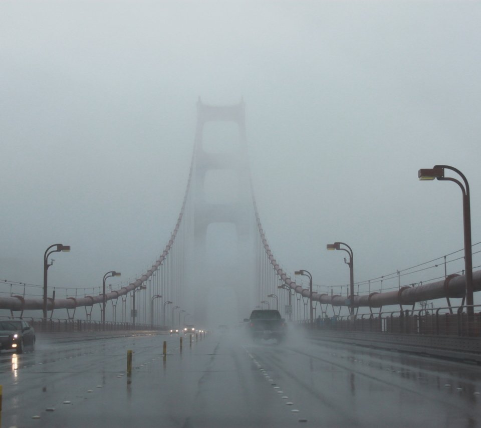 Обои туман, мост, машины, fog, bridge, machine разрешение 4752x3168 Загрузить