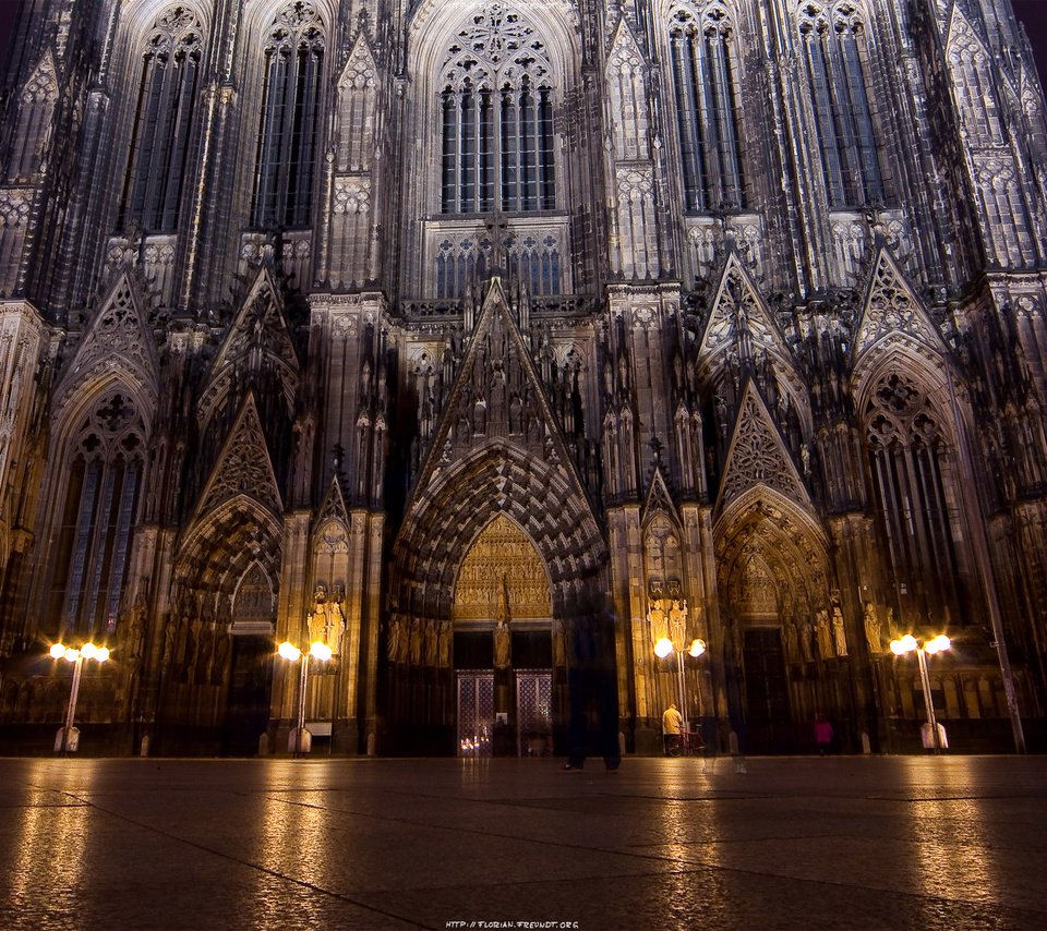 Обои ночь, город, готика, германия, кельн, кёльнский собор, night, the city, gothic, germany, cologne, cologne cathedral разрешение 2560x1600 Загрузить