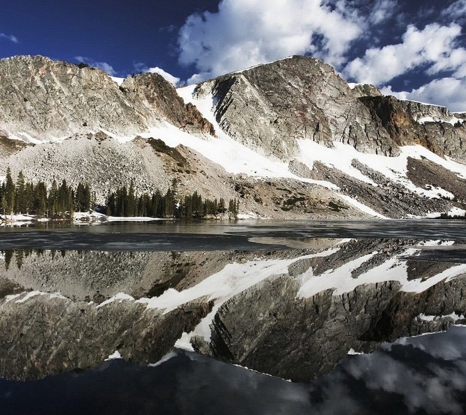 Обои озеро, горы, снег, отражение, поверхность, lake, mountains, snow, reflection, surface разрешение 1920x1080 Загрузить