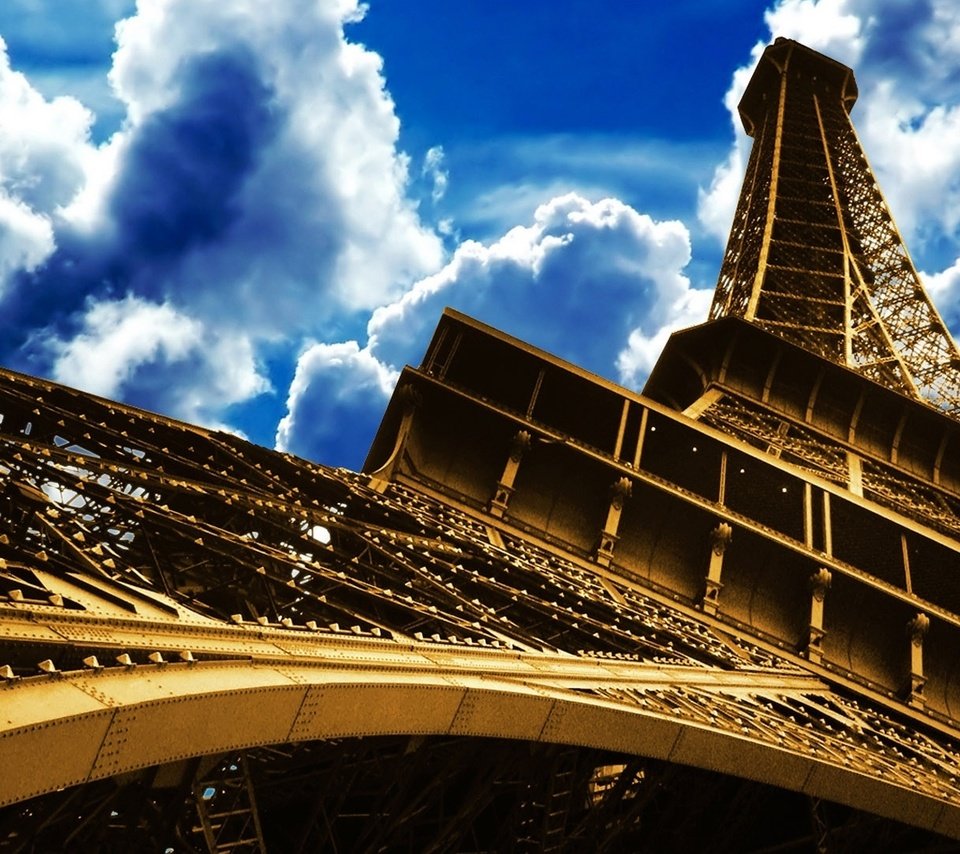 Обои небо, облака, париж, эйфелева башня, the sky, clouds, paris, eiffel tower разрешение 1920x1080 Загрузить