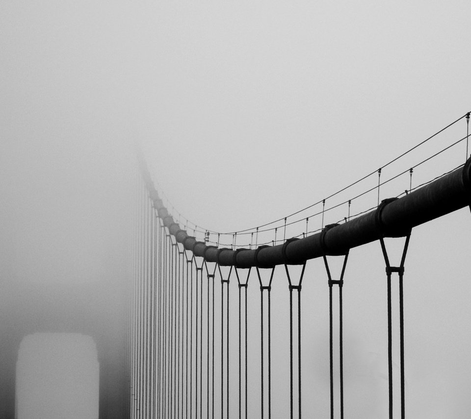 Обои туман, мост, чёрно-белое, fog, bridge, black and white разрешение 2560x1600 Загрузить