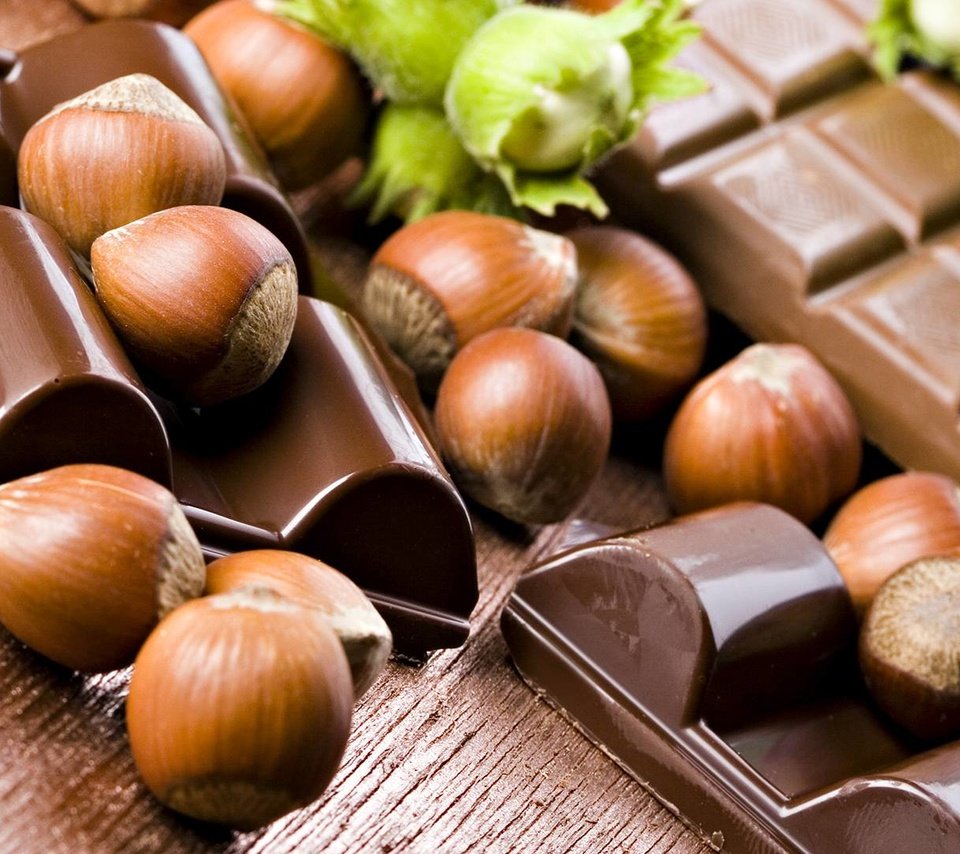 Обои орехи, шоколад, фундук, лесной орех, скорлупа, плитки, nuts, chocolate, hazelnuts, hazelnut, shell, tiles разрешение 1920x1080 Загрузить