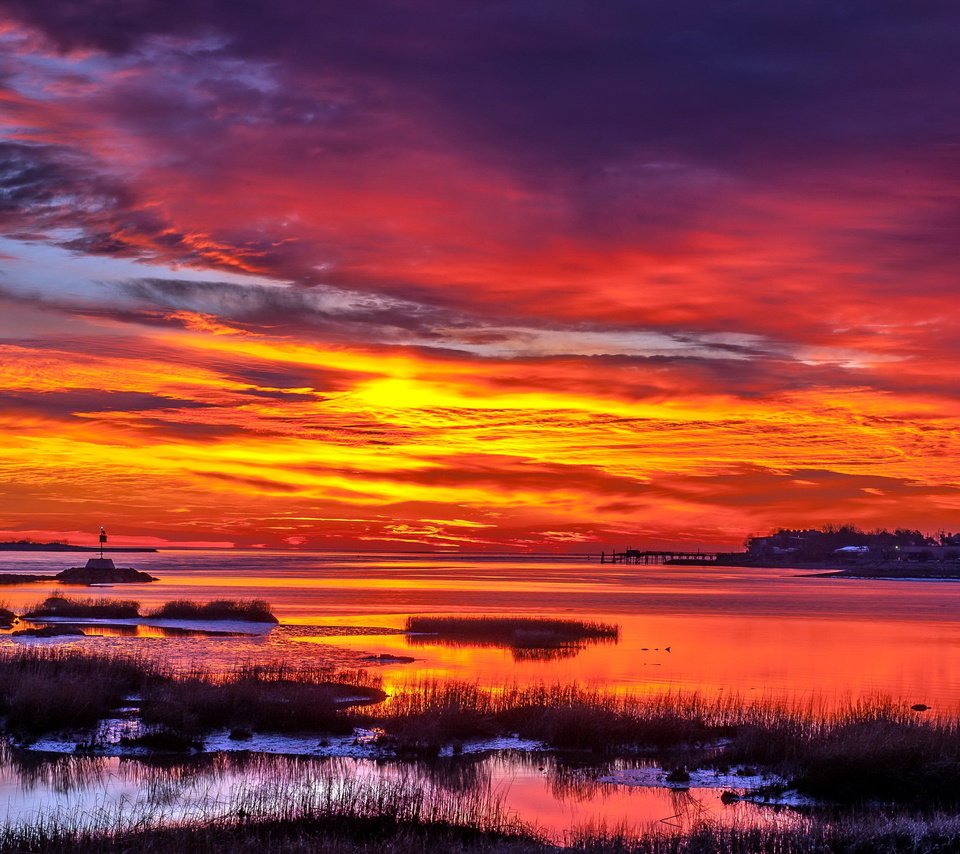 Обои небо, трава, вода, озеро, природа, закат, пейзаж, the sky, grass, water, lake, nature, sunset, landscape разрешение 2560x1600 Загрузить