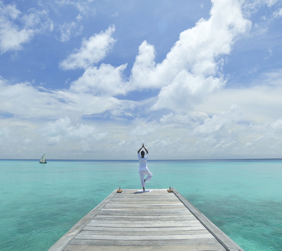 Обои тропики, мальдивы, йога, tropics, the maldives, yoga разрешение 4016x2672 Загрузить