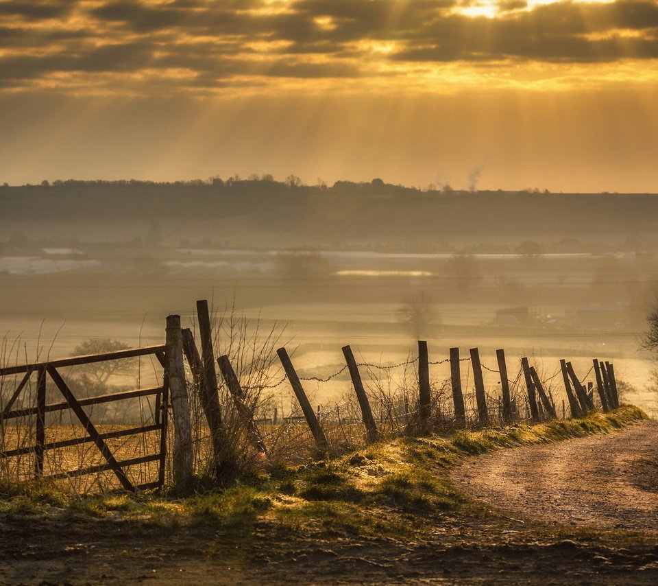 Обои дорога, природа, закат, забор, road, nature, sunset, the fence разрешение 1920x1200 Загрузить