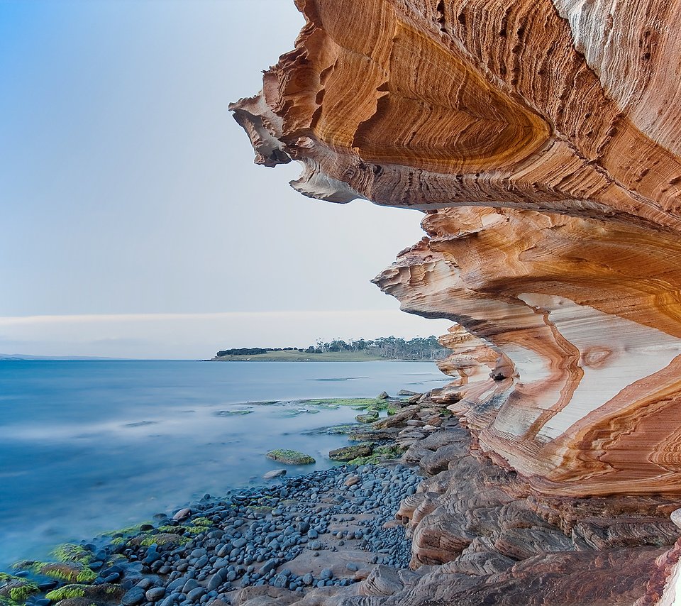 Обои море, скала, пляж, sea, rock, beach разрешение 1944x1296 Загрузить