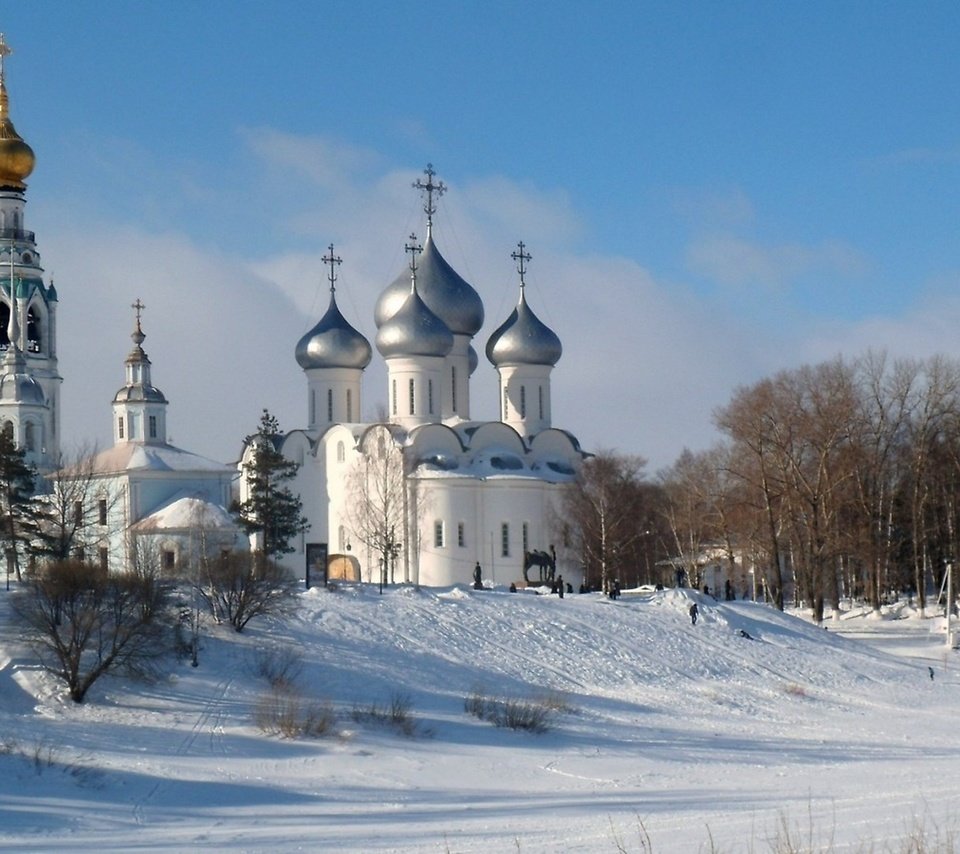 Обои церковь в вологде, church in vologda разрешение 2560x1440 Загрузить