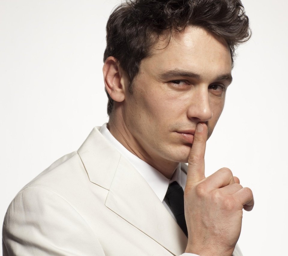 Обои парень, актёр, мужчина, жест, джеймс франко, guy, actor, male, gesture, james franco разрешение 2560x1600 Загрузить