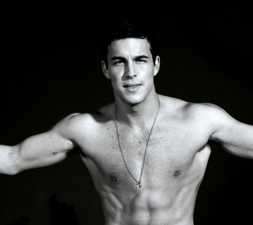 Обои модель, торс, марио касас, актер., model, torso, mario casas, actor. разрешение 1920x1200 Загрузить