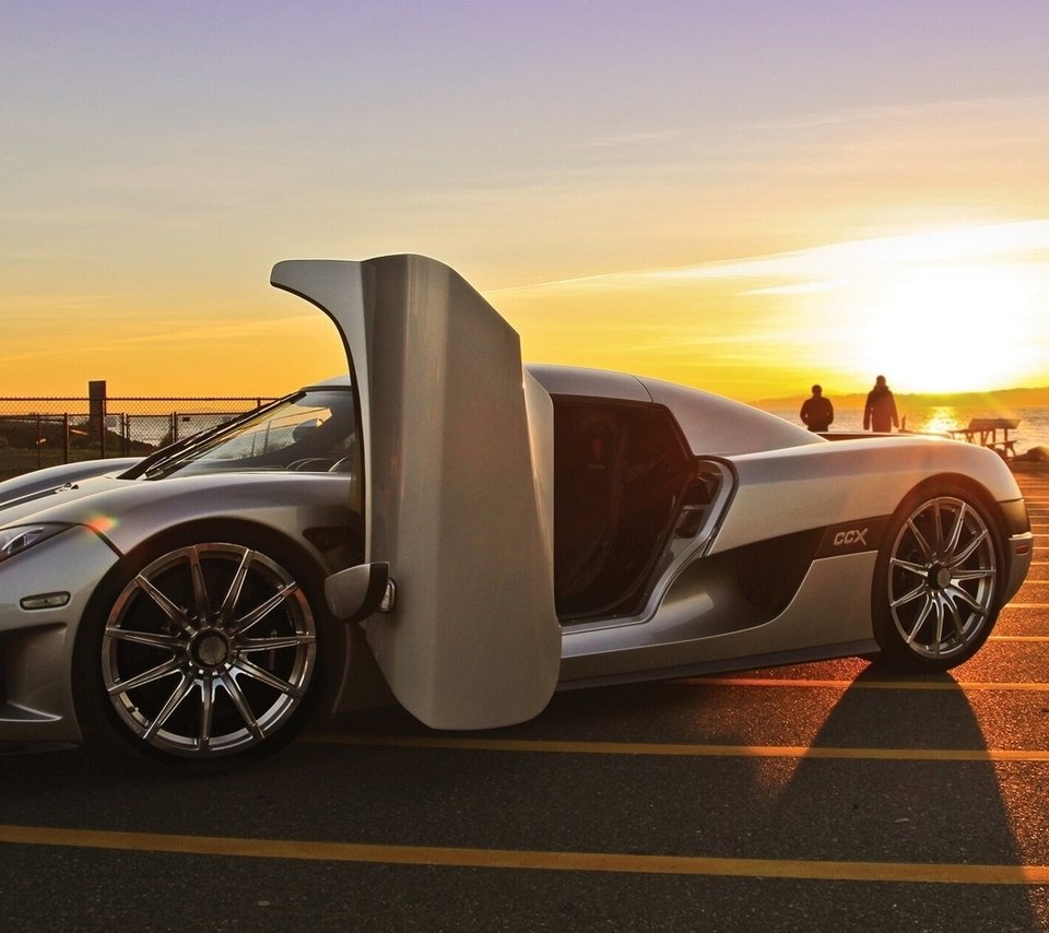 Обои закат, асфальт, koenigsegg ccx, sunset, asphalt разрешение 1920x1200 Загрузить