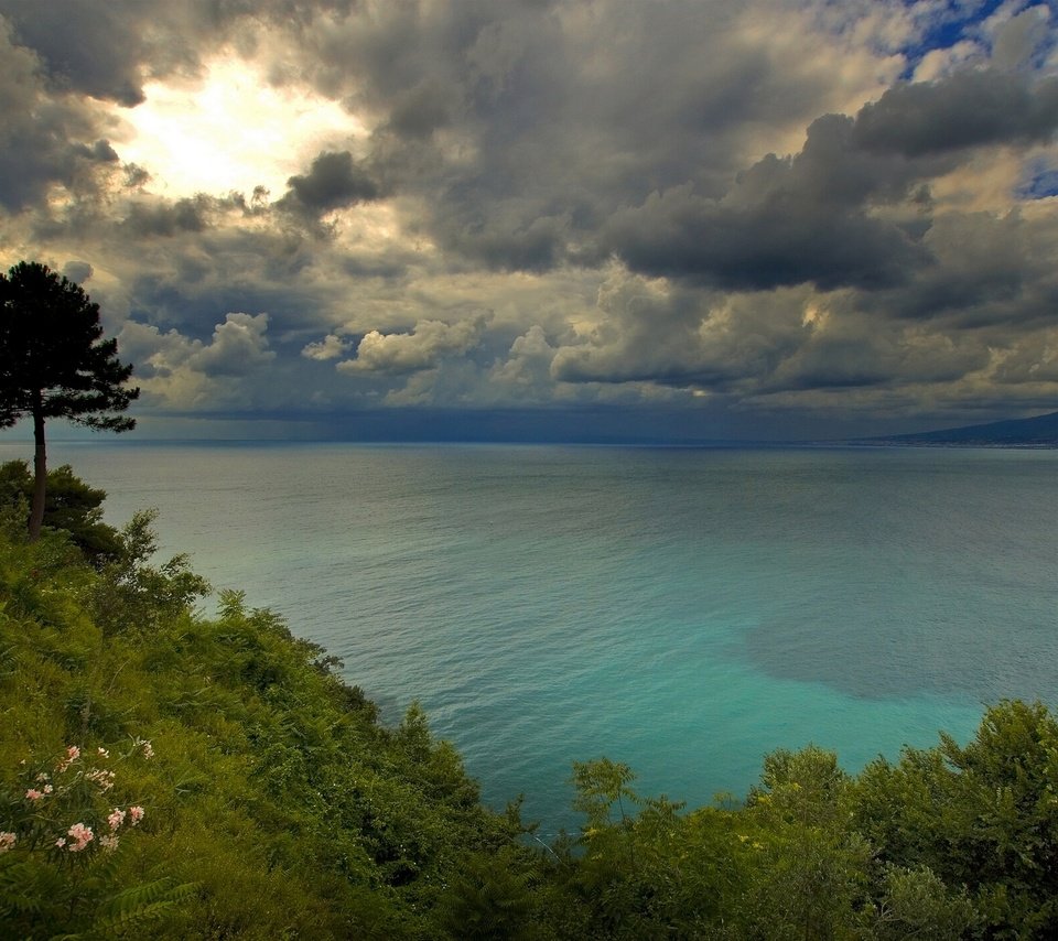 Обои небо, облака, побережье, залив, италия, the sky, clouds, coast, bay, italy разрешение 1920x1367 Загрузить