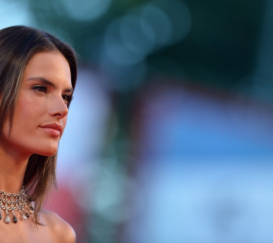 Обои модель, алессандра амброзио, model, alessandra ambrosio разрешение 4928x3280 Загрузить