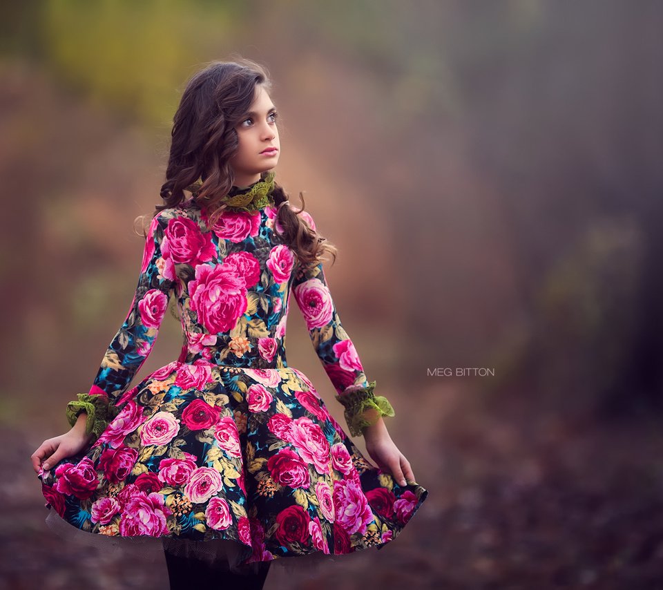 Обои настроение, дети, девочка, волосы, локоны, mood, children, girl, hair, curls разрешение 2048x1339 Загрузить