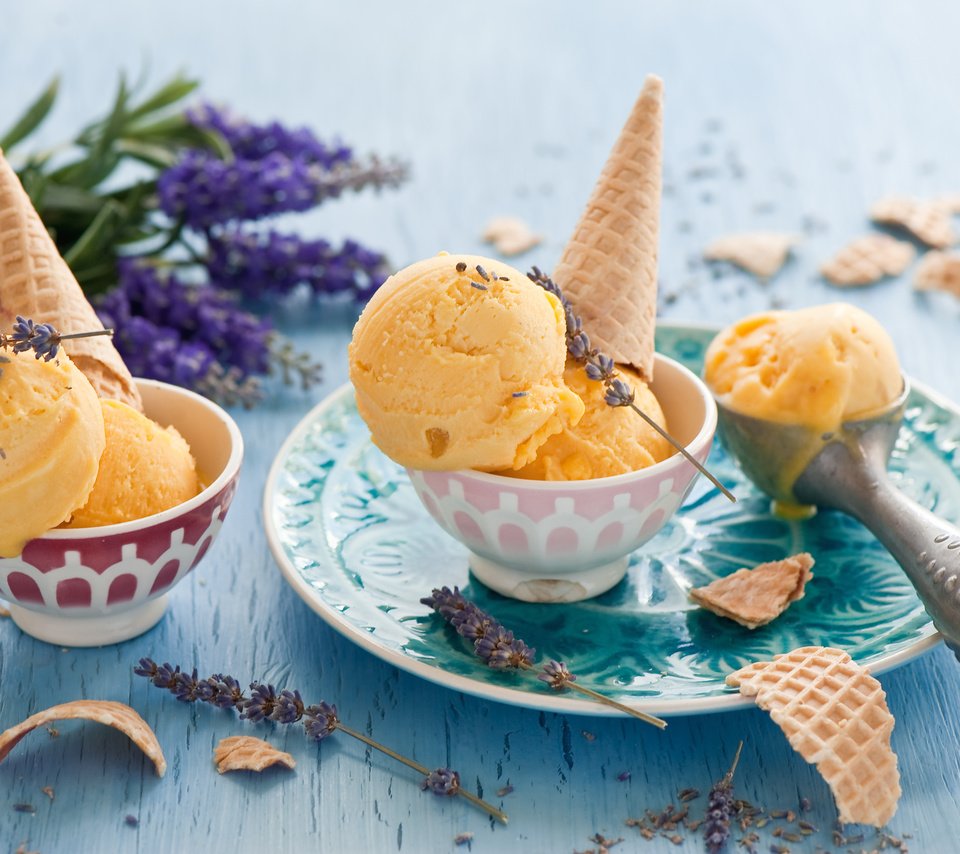 Обои лаванда, мороженое, рожок, пиалы, lavender, ice cream, horn, bowls разрешение 4256x2832 Загрузить