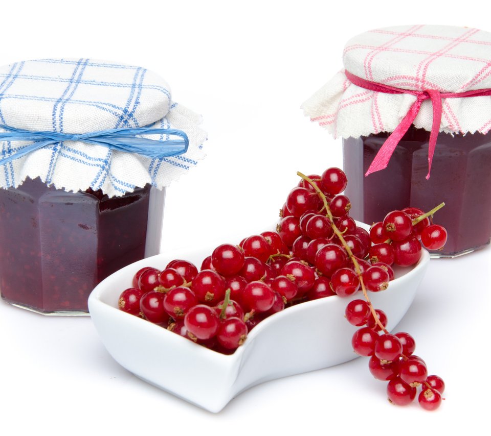 Обои красная, джем, ягоды, банка, смородина, варенье, red, jam, berries, bank, currants разрешение 4928x3264 Загрузить