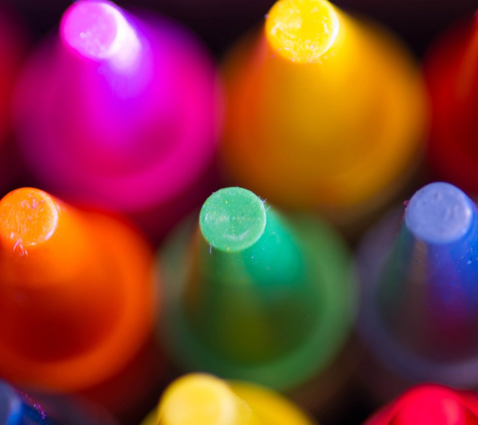 Обои макро, разноцветные, цвет, мелки, ~dgh~, colour in a box, восковые карандаши, macro, colorful, color, crayons разрешение 2048x1360 Загрузить
