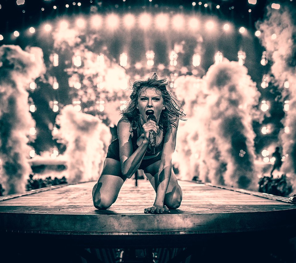 Обои поза, концерт, сцена, тейлор свифт, pose, concert, scene, taylor swift разрешение 2048x1428 Загрузить