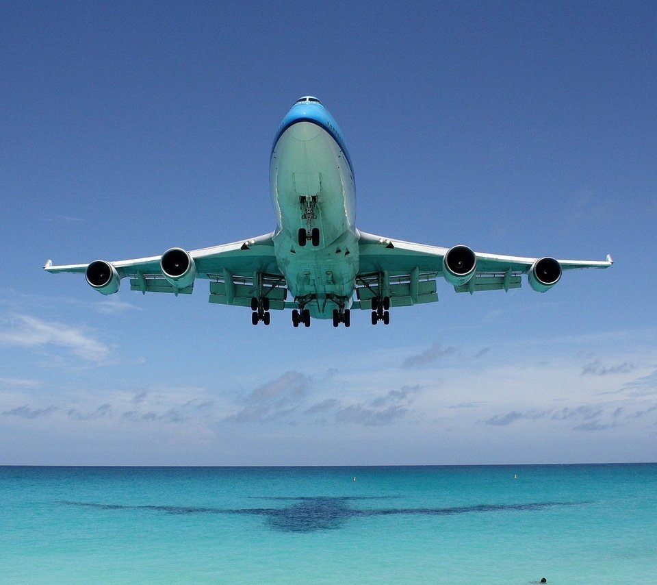 Обои тень, океан, лайнер, boeing 747, shadow, the ocean, liner разрешение 1920x1080 Загрузить