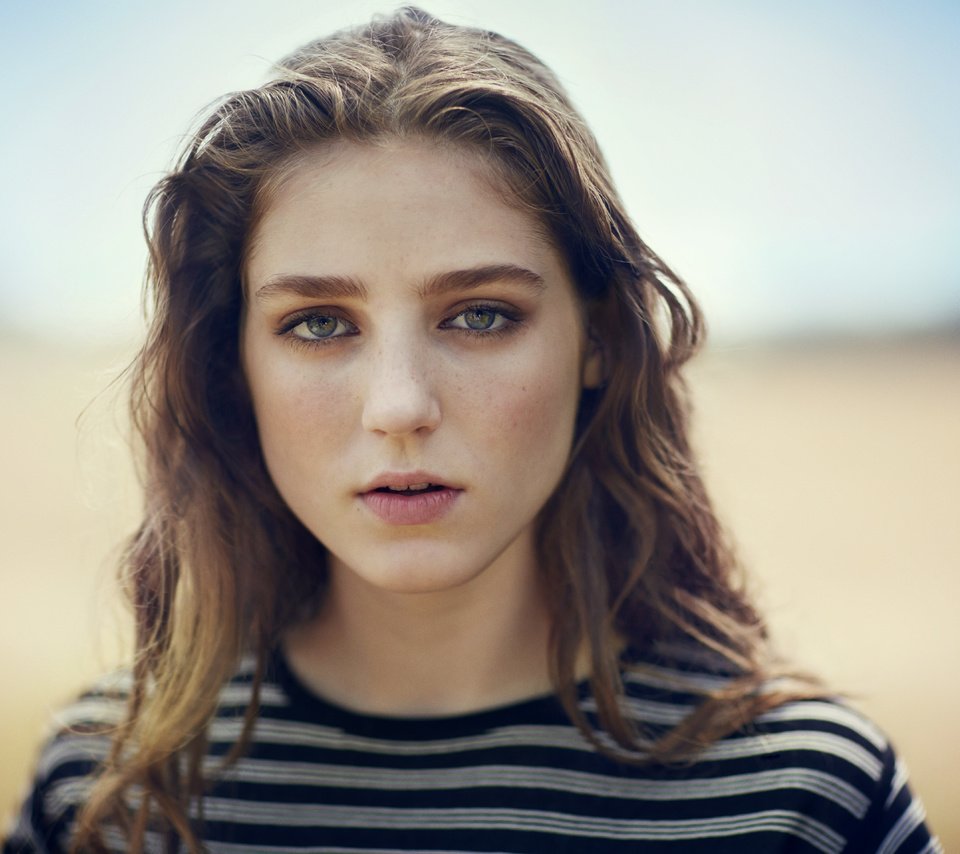 Обои девушка, портрет, взгляд, лицо, певица, birdy, girl, portrait, look, face, singer разрешение 5760x3840 Загрузить