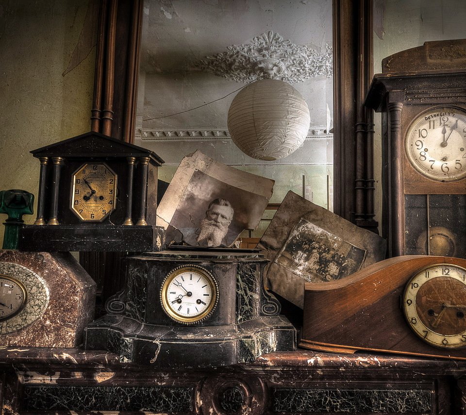 Обои фон, винтаж, часы, зеркало, время, антиквариат, старинные часы, background, vintage, watch, mirror, time, antiques разрешение 2868x1612 Загрузить