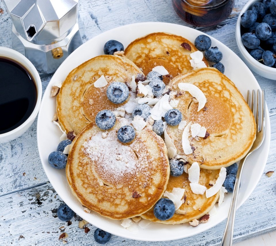 Обои кофе, завтрак, оладьи, голубика, панкейк, coffee, breakfast, pancakes, blueberries, pancake разрешение 2048x1367 Загрузить