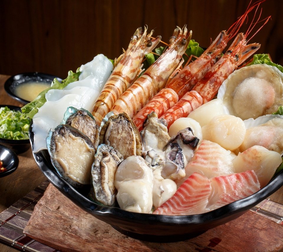 Обои рыба, морепродукты, креветки, моллюски, fish, seafood, shrimp, shellfish разрешение 1920x1279 Загрузить