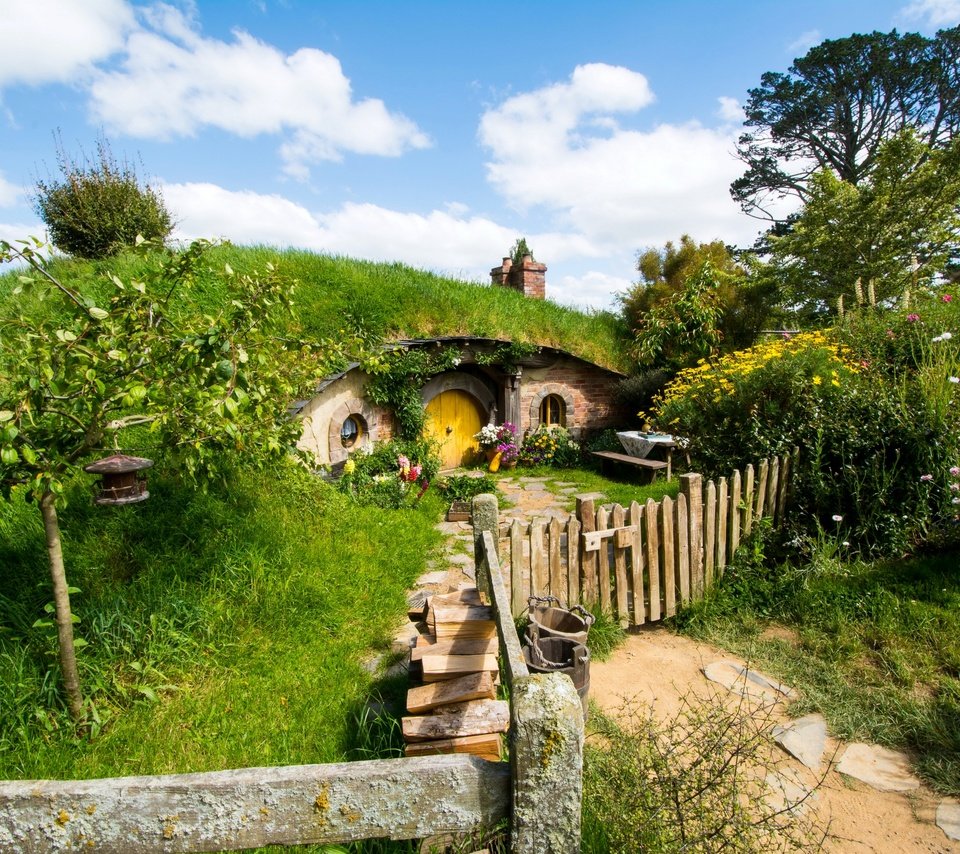 Обои природа, парк, кусты, забор, дом, новая зеландия, кусты matamata hobbiton park, matamata hobbiton park, nature, park, the bushes, the fence, house, new zealand, the bushes matamata hobbiton park разрешение 2880x1920 Загрузить