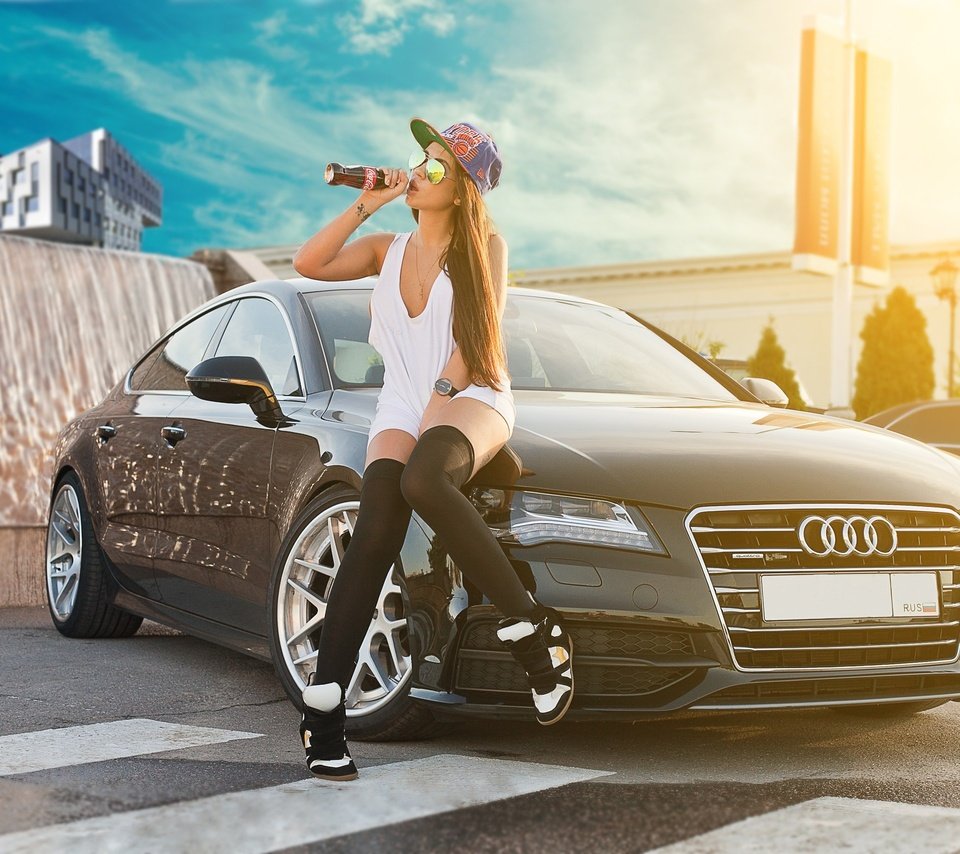 Обои девушка, автомобиль, ауди, girl, car, audi разрешение 2560x1707 Загрузить