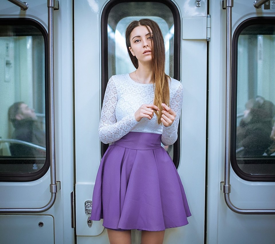 Обои девушка, портрет, юбка, блузка, длинные волосы, elena estetika, girl, portrait, skirt, blouse, long hair разрешение 2048x1341 Загрузить