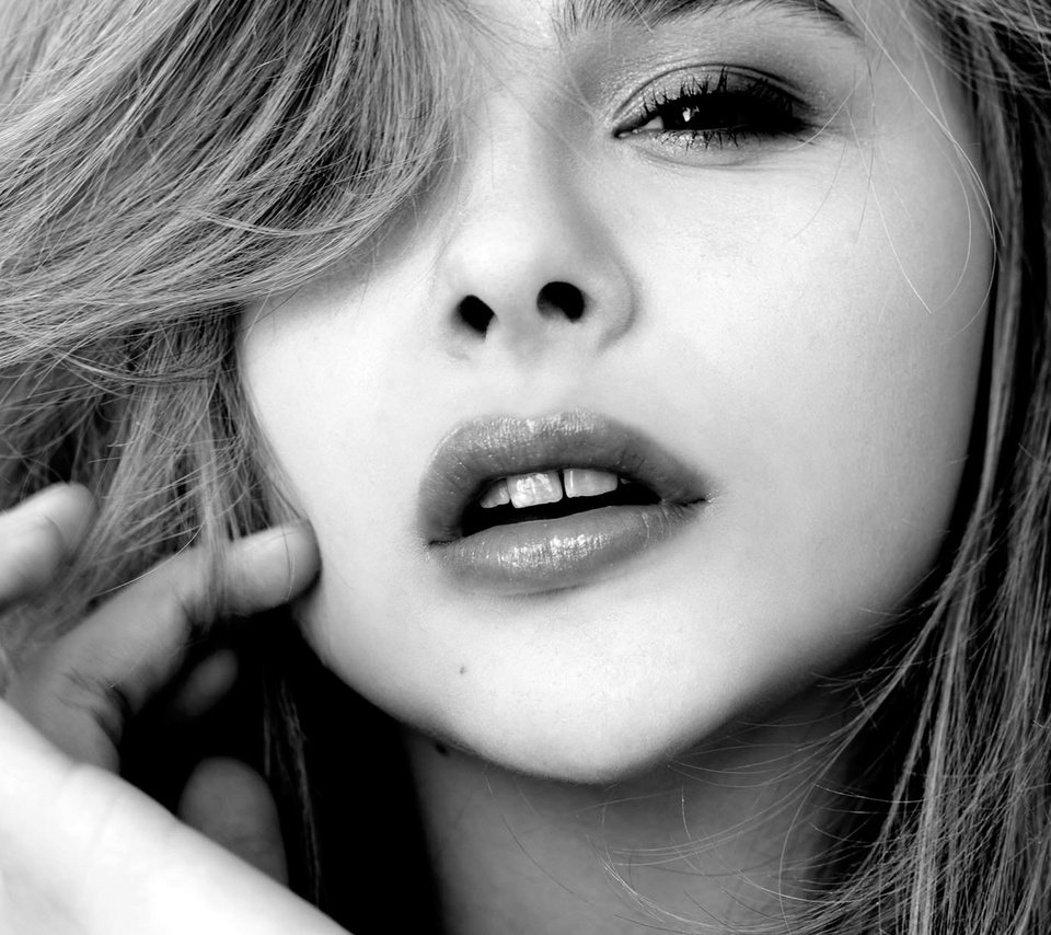 Обои взгляд, чёрно-белое, актриса, хлоя грейс морец, look, black and white, actress, chloe grace moretz разрешение 1920x1200 Загрузить